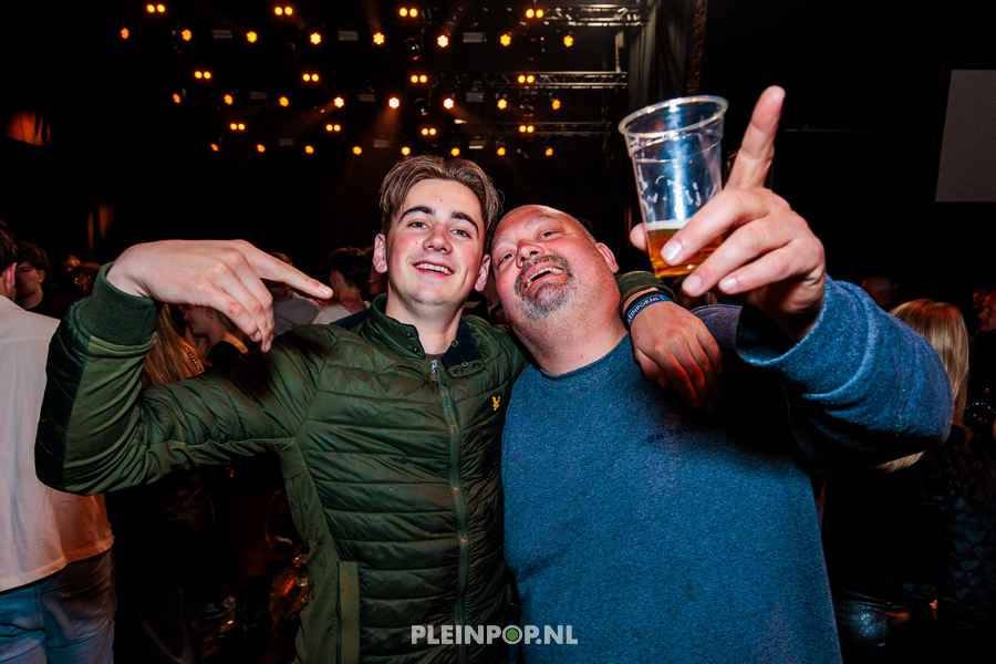 Publiek Bewerkt    (118)